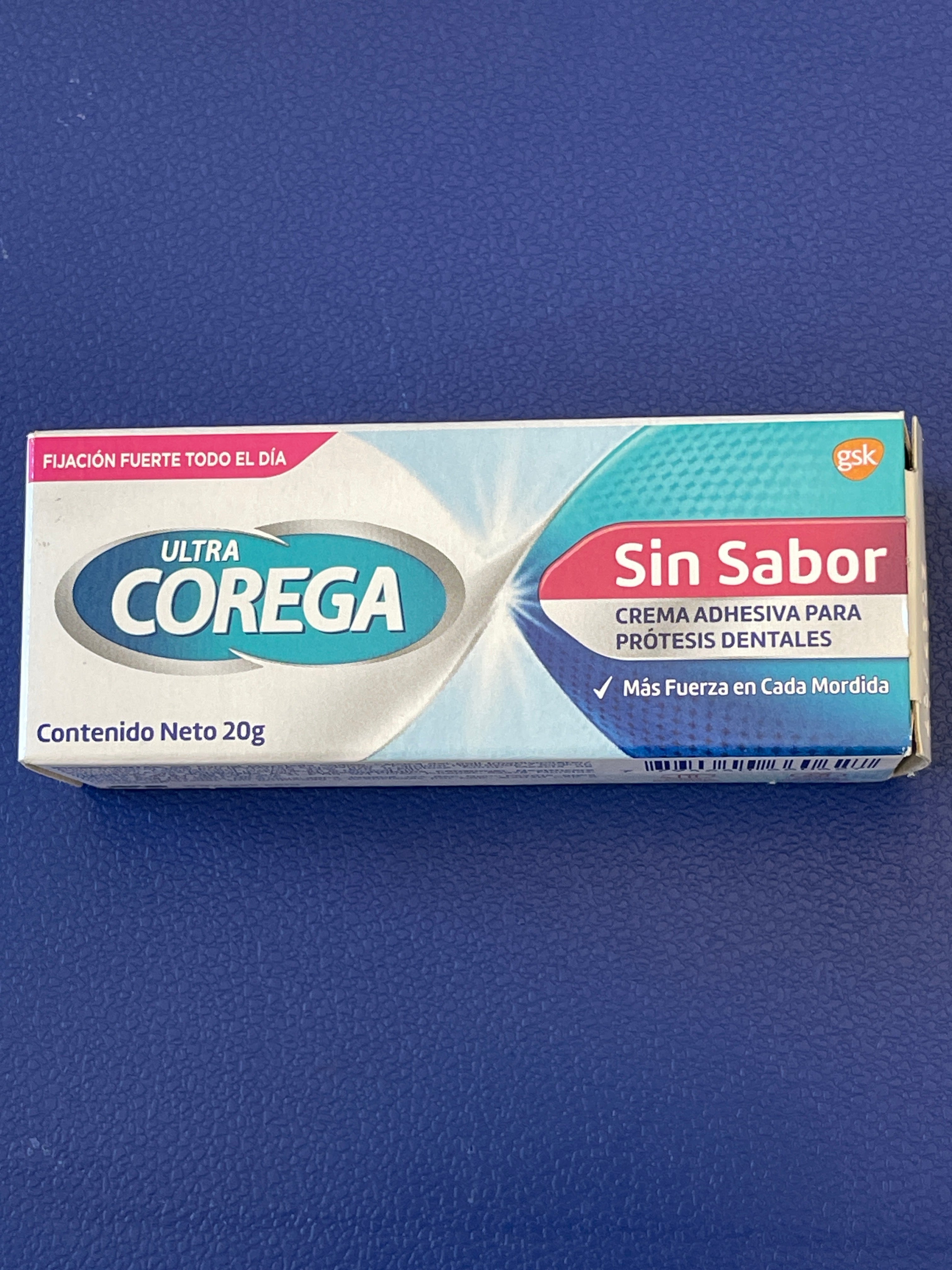 ULTRA COREGA 20 g crema adhesiva para prótesis dentales